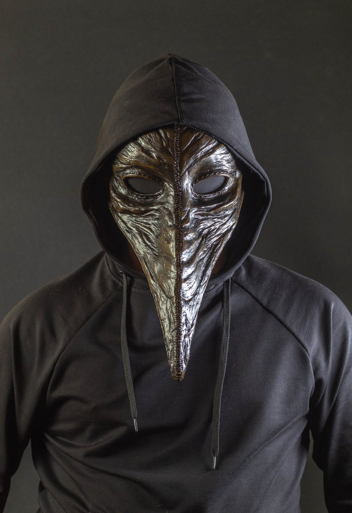 Eileen the Crow mask from Bloodborne for cosplay