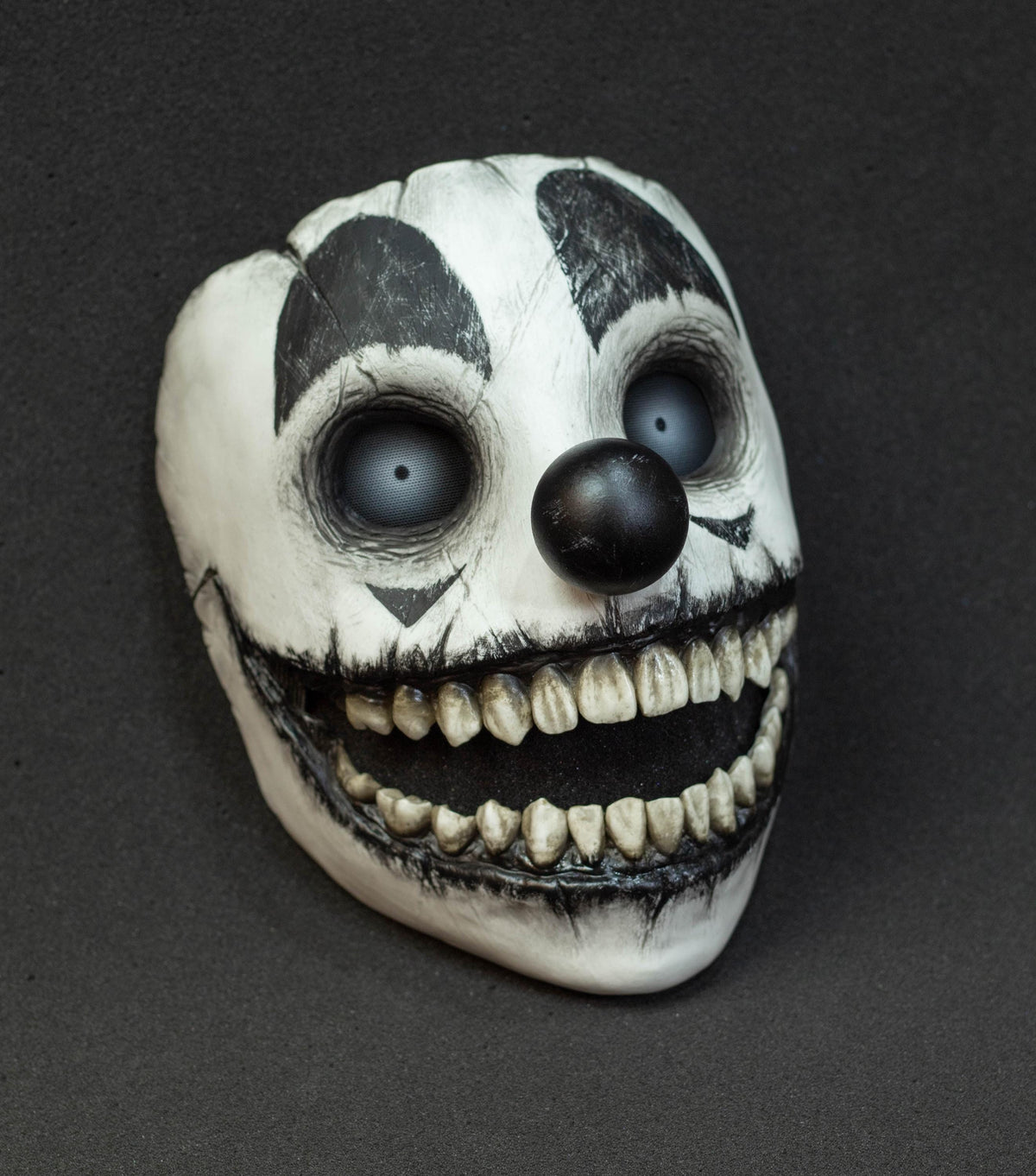 Clown mask with movable jaw Dark shape for gift, Halloween, cosplay or party