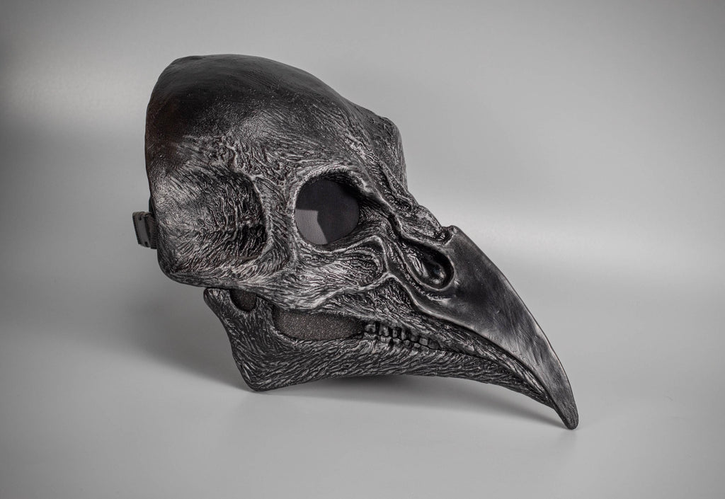 Plague Doctor mask Bird skull with a movable jaw and silver scratches.