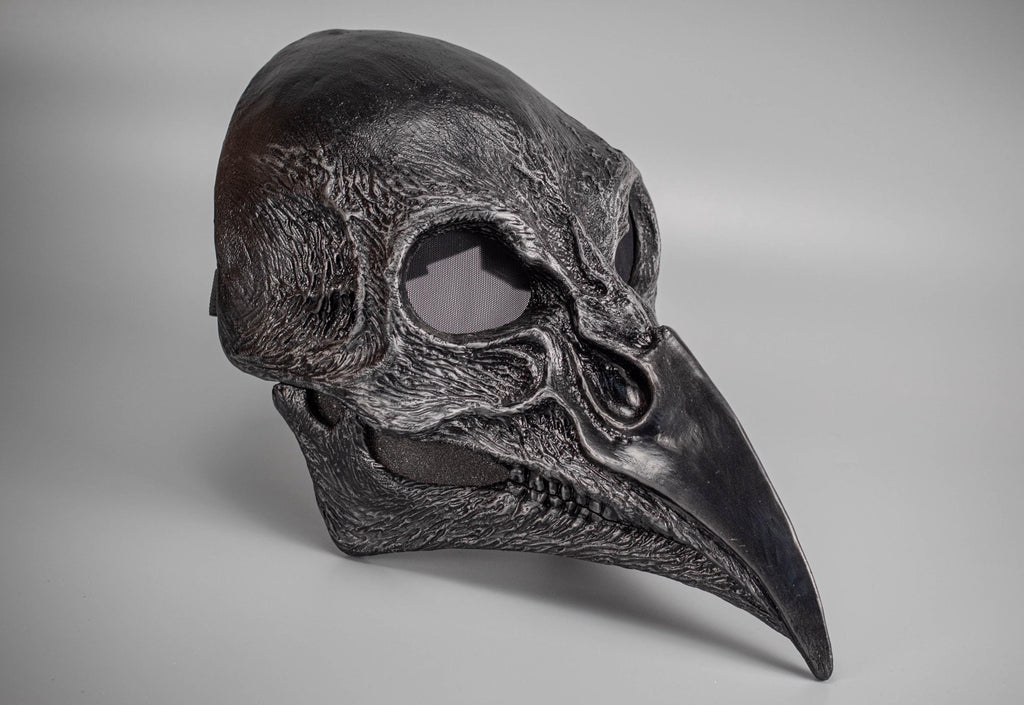 Plague Doctor mask Bird skull with a movable jaw and silver scratches.