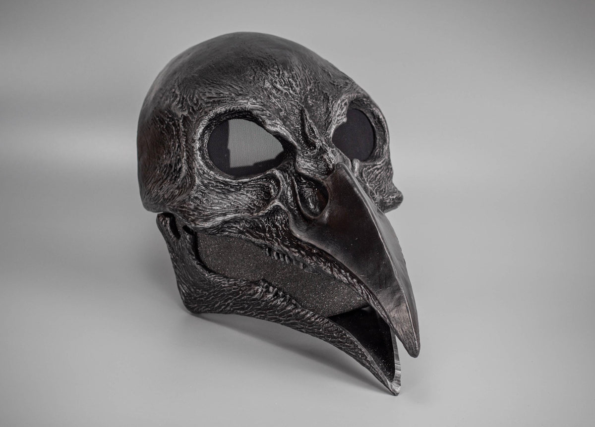 Plague Doctor mask Bird skull with a movable jaw and silver scratches.