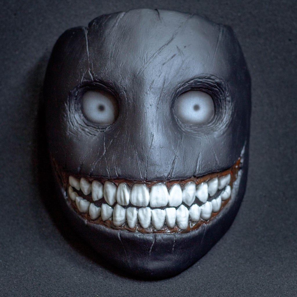 Creepy Smile Mask: Halloween Cosplay Prop