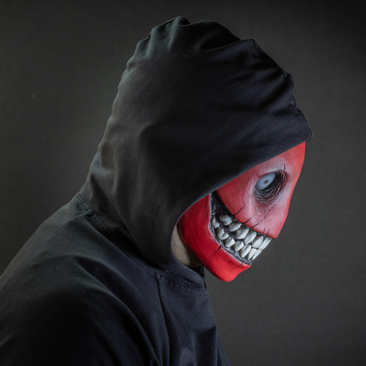 Creepy Smile Mask: Red Cosplay Halloween Mask