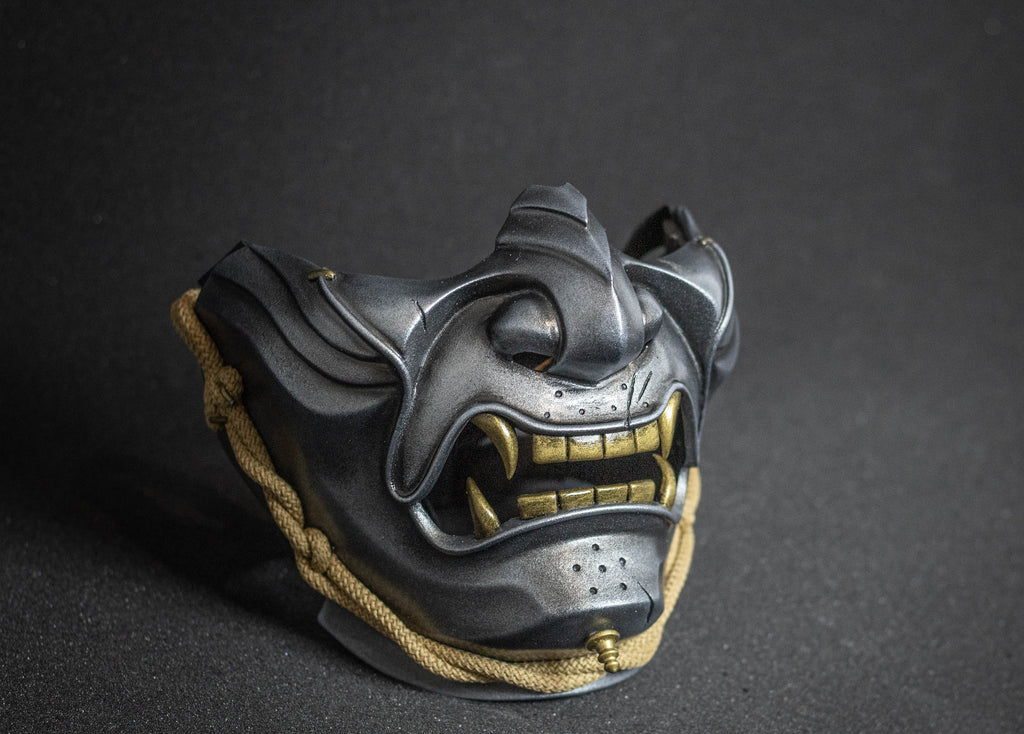 The ghost of Tsushima's mask  clean silver shape.