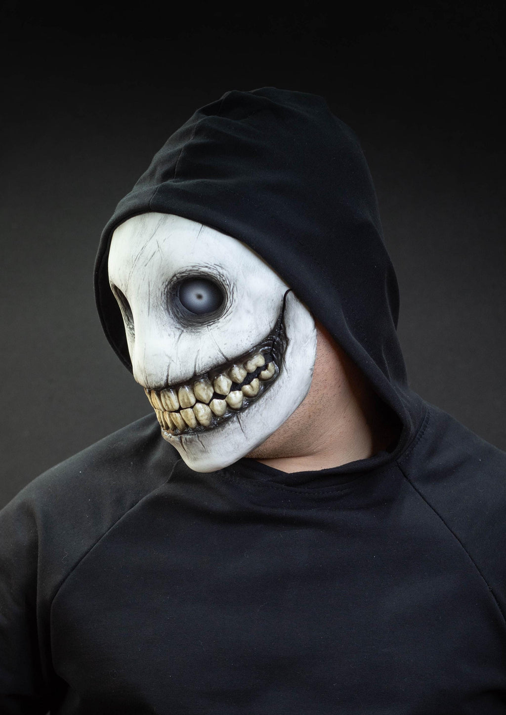 Creepy Smile mask with movable jaw and realistic teeth