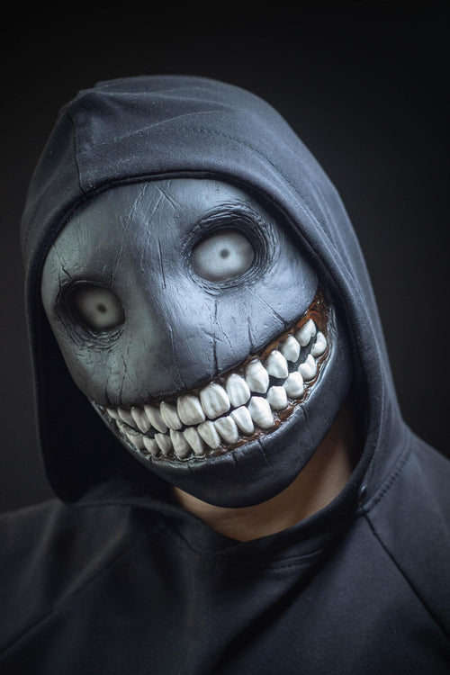 Creepy Smile Mask: Halloween Cosplay Prop